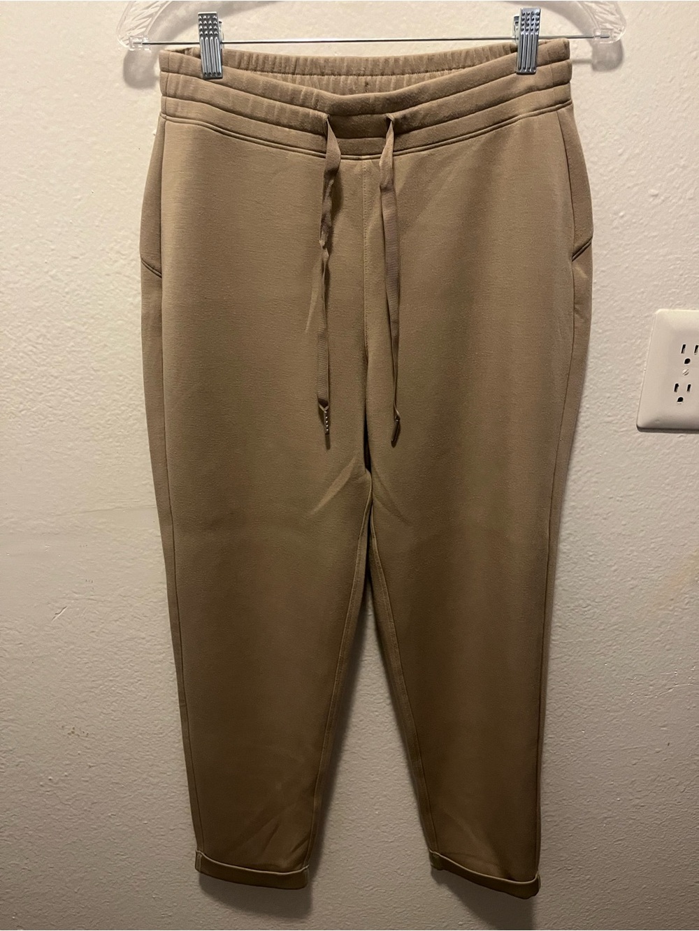 SPANX AirEssentials Tapered Ankle Pants/Joggers Mushroom Color Size Medium